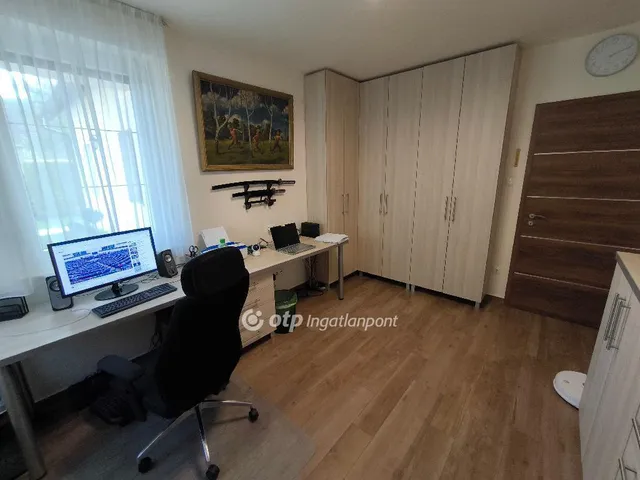 Eladó ház Solymár 320 nm