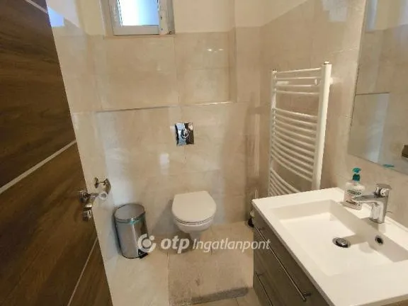 Eladó ház Solymár 320 nm