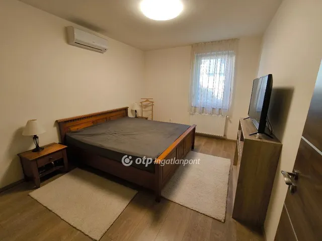 Eladó ház Solymár 320 nm