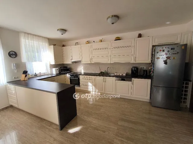 Eladó ház Solymár 320 nm