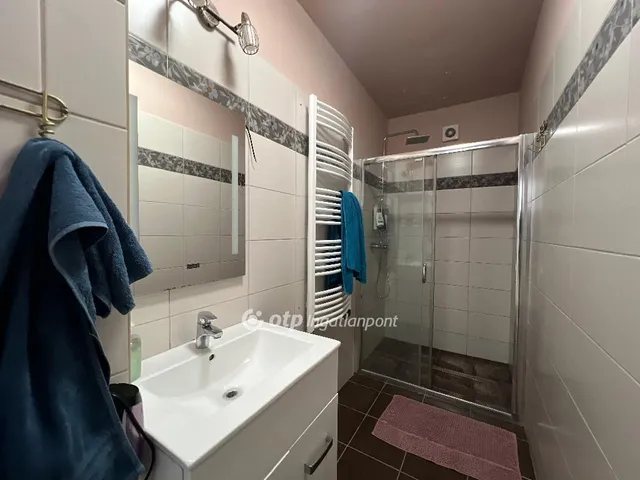 Eladó lakás Budapest III. kerület 68 nm