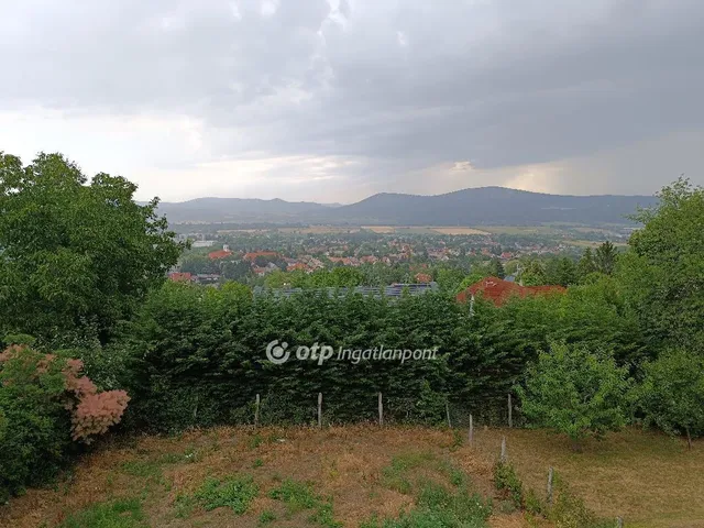 Eladó ház Solymár 199 nm