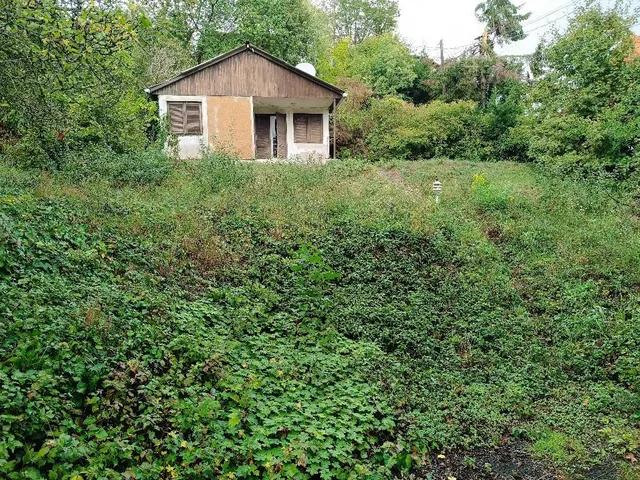 Eladó telek Solymár 736 nm