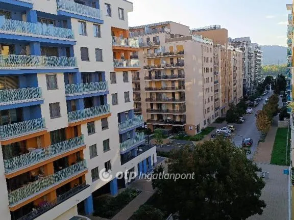 Eladó lakás Budapest XIII. kerület 71 nm