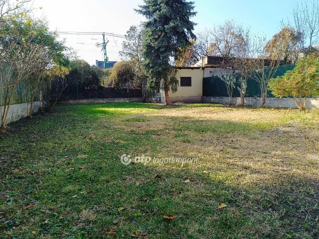 Eladó telek Budapest III. kerület 338 nm