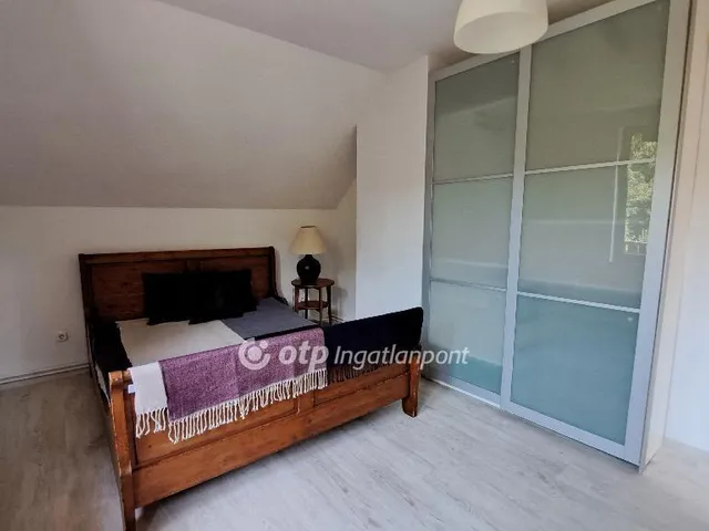 Eladó ház Solymár 180 nm