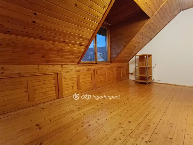 Eladó lakás Solymár 90 nm