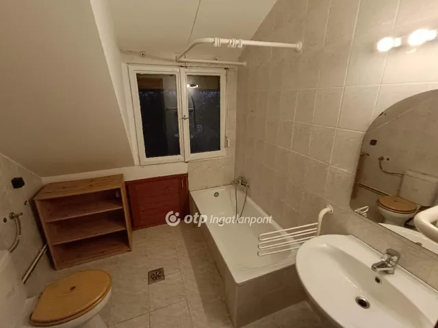 Eladó lakás Solymár 90 nm