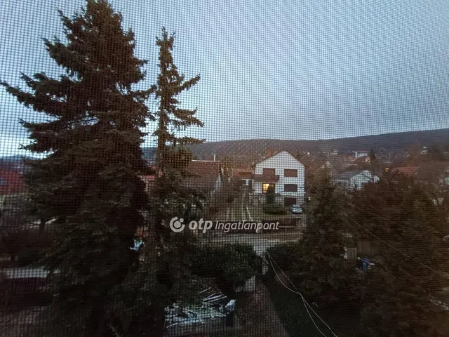 Eladó lakás Solymár 90 nm