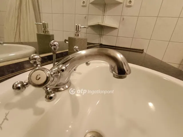 Eladó lakás Solymár 100 nm