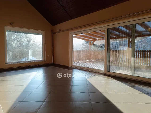 Eladó ház Solymár 190 nm