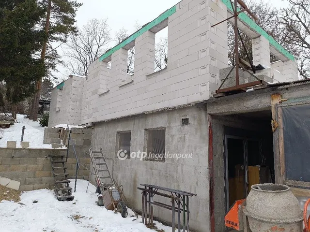 Eladó ház Solymár 190 nm