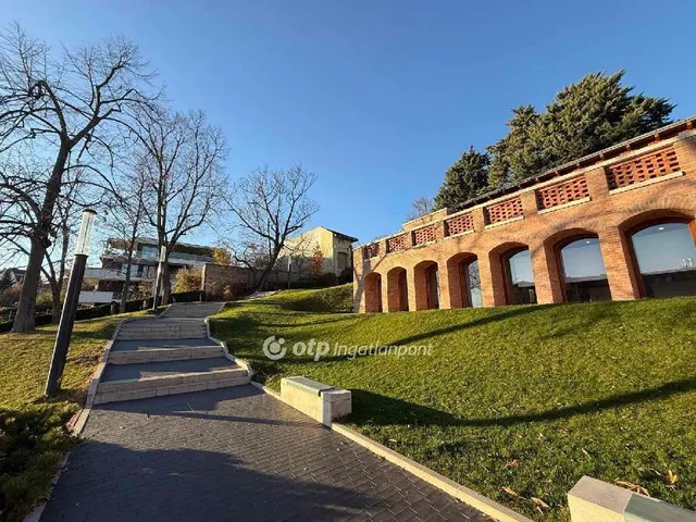 Eladó lakás Budapest II. kerület 74 nm