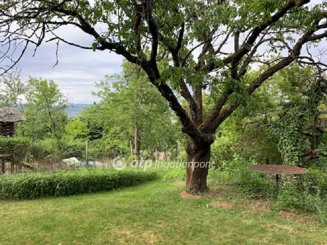 Eladó üdülő és hétvégi ház Solymár 40 nm