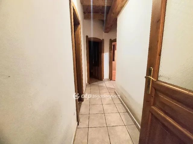 Eladó ház Kecskemét 228 nm