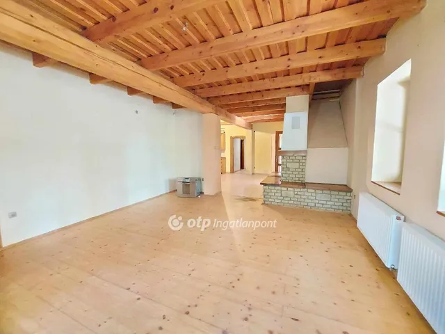 Eladó ház Kecskemét 228 nm