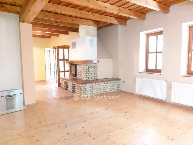 Eladó ház Kecskemét 228 nm