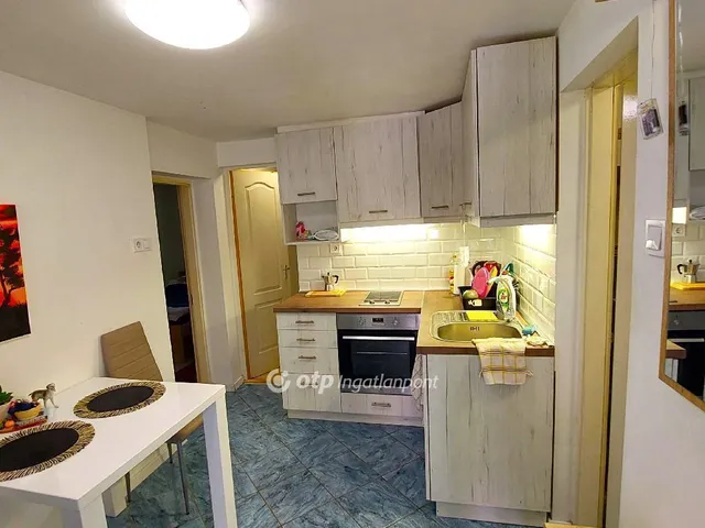 Eladó ház Cegléd 78 nm