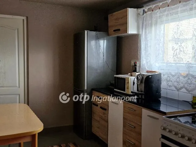 Eladó ház Törtel 107 nm