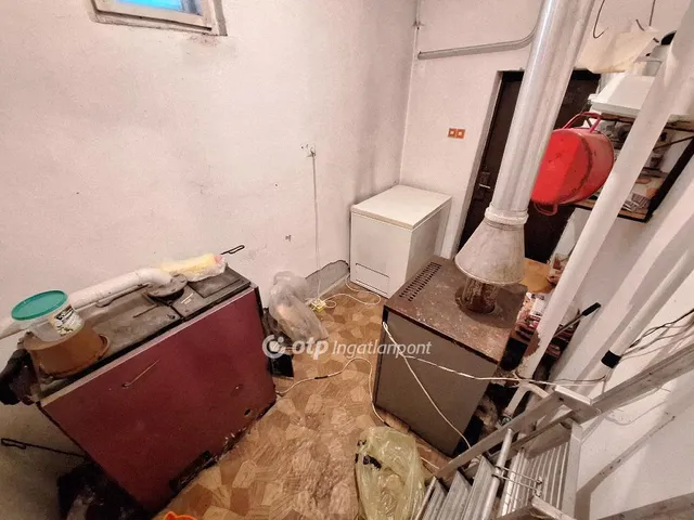 Eladó ház Tiszakécske 89 nm
