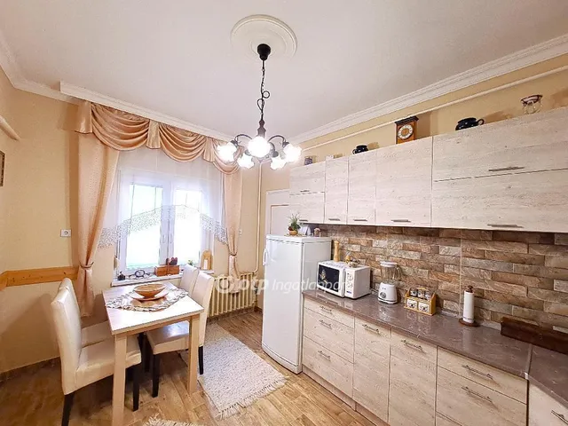 Eladó ház Szolnok 86 nm