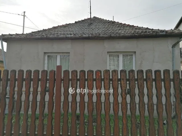 Eladó ház Szolnok 73 nm
