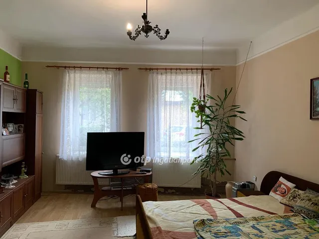 Eladó ház Cegléd 82 nm