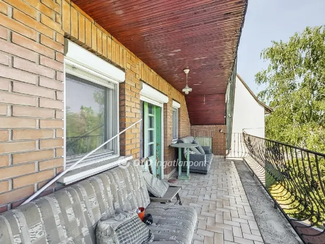 Eladó üdülő és hétvégi ház Cegléd 240 nm