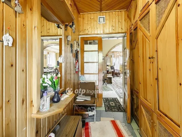 Eladó üdülő és hétvégi ház Cegléd 240 nm