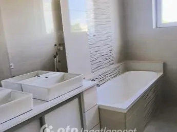 Eladó lakás Szolnok 74 nm