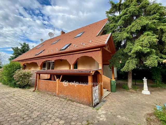 Eladó ház Kecskemét 190 nm