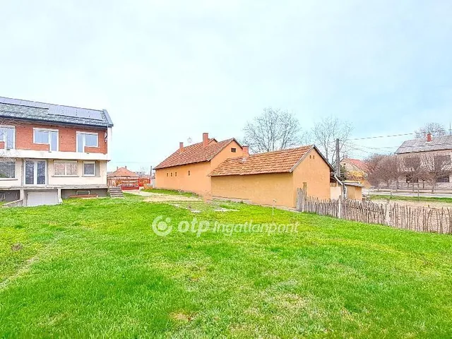 Eladó ház Nagykőrös 193 nm