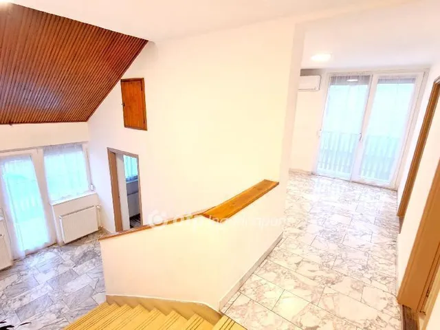 Eladó ház Nagykőrös 193 nm