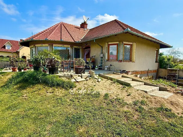 Eladó ház Kecskemét, Úrihegy 135 nm