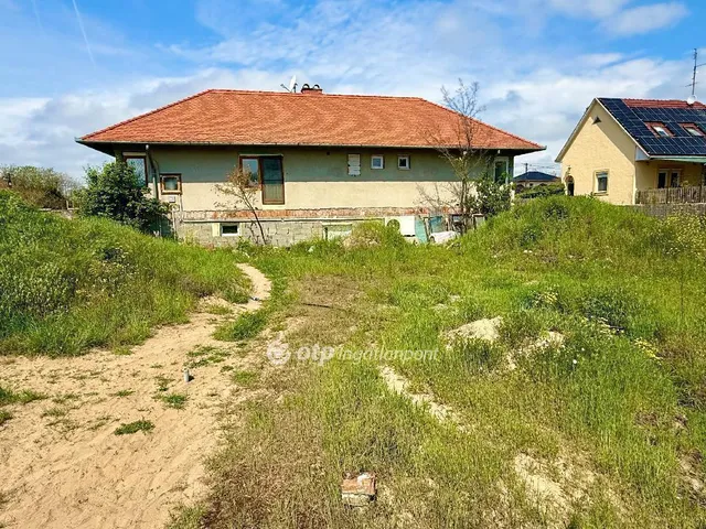 Eladó ház Kecskemét, Úrihegy 135 nm