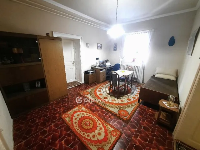 Eladó ház Tiszakécske 120 nm