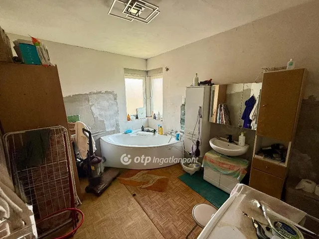 Eladó ház Kecskemét, Úrihegy 135 nm