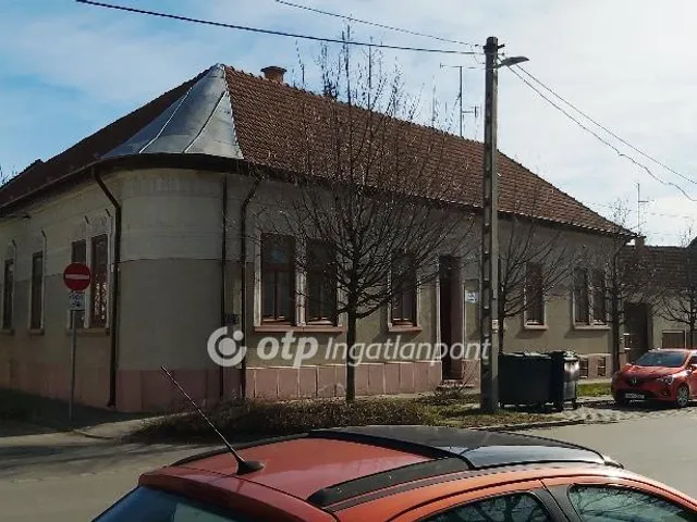 Eladó ház Kecskemét 248 nm