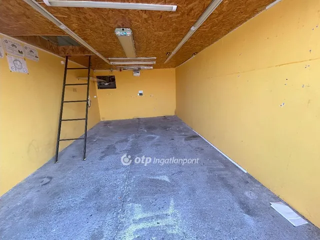 Eladó garázs Nagykőrös 17 nm