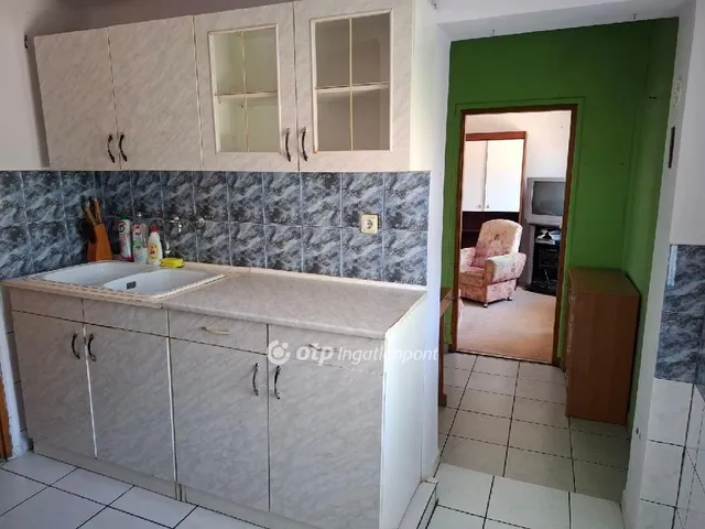 Eladó ház Cegléd 59 nm