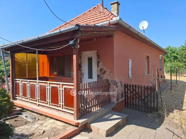 Eladó ház Cegléd 59 nm