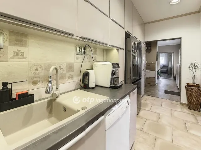 Eladó ház Nagykőrös 207 nm