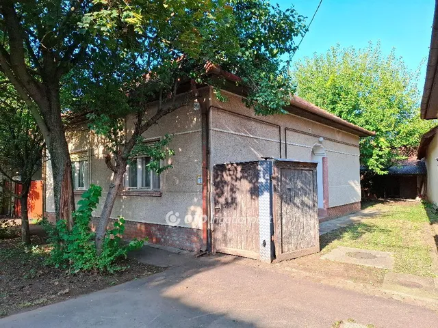 Eladó ház Békéscsaba 100 nm