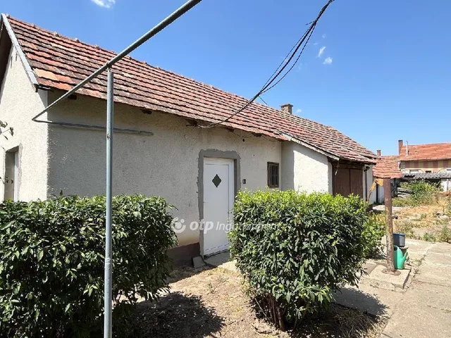 Eladó ház Nagykőrös 90 nm
