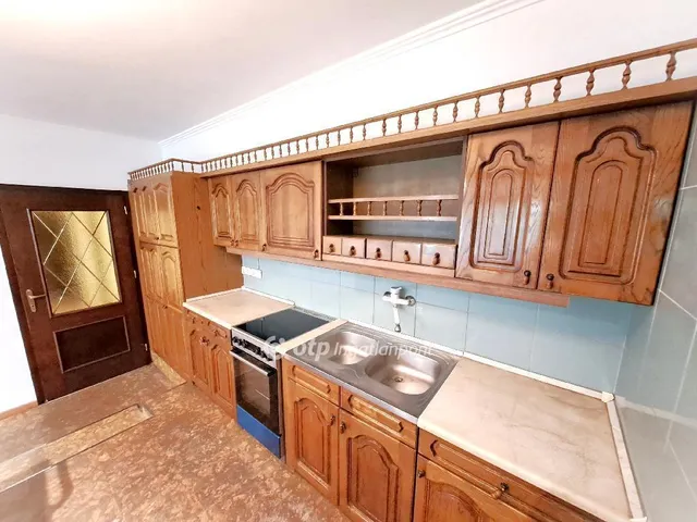 Eladó lakás Kecskemét 98 nm