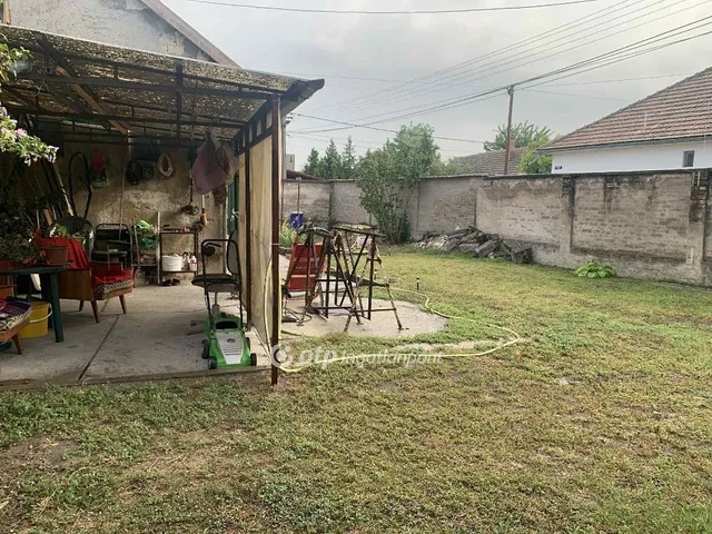 Eladó ház Cegléd 74 nm