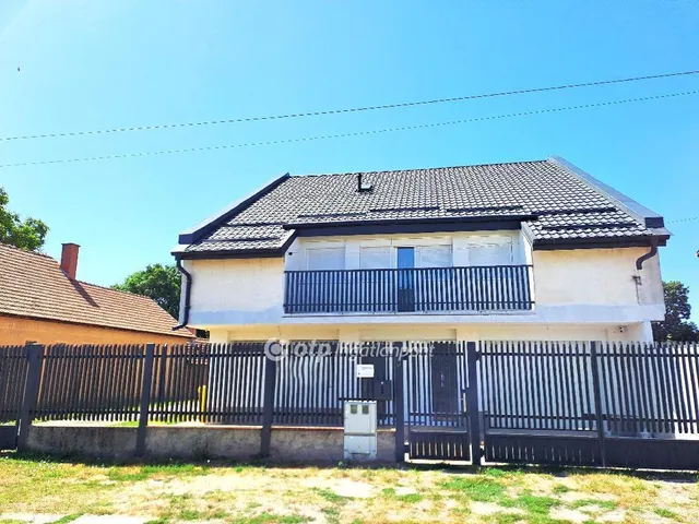 Eladó ház Nagykőrös 193 nm