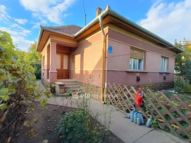 Eladó ház Monor 107 nm