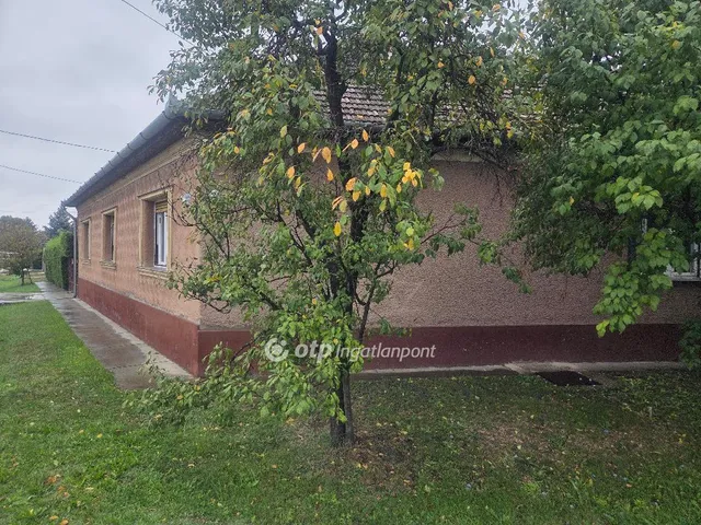 Eladó ház Abony 148 nm