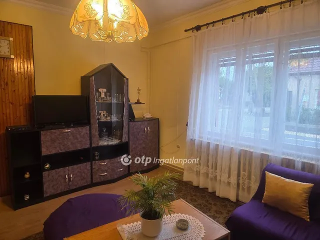 Eladó ház Abony 148 nm